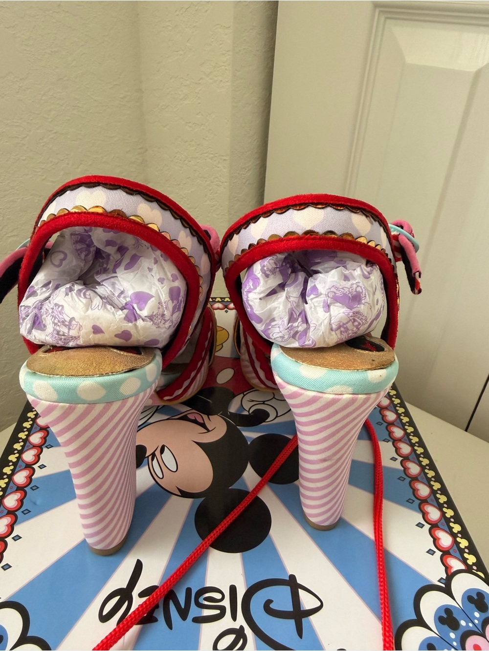 Irregular Choice Minnie Mouse Tropical Pineapple Heels in Pink, Blue, Black 2017 - Picture 3 of 4